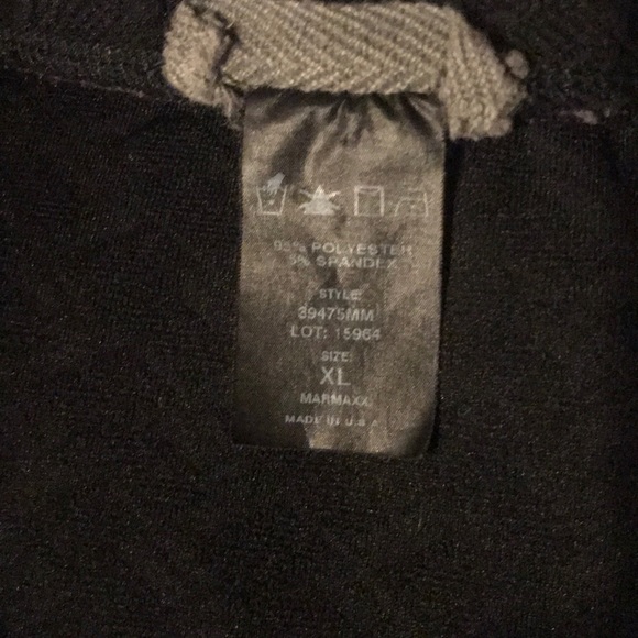 Black skater skirt - Picture 2 of 2